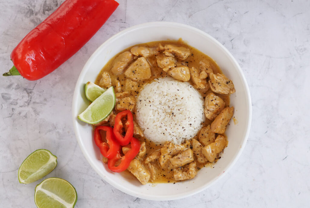 kurczak w sosie serowym z góry